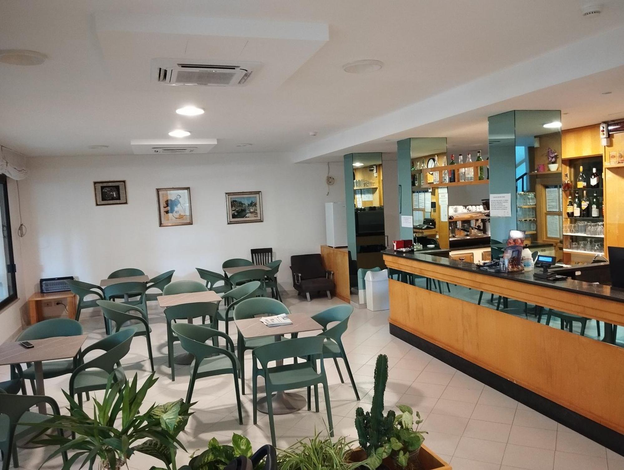 Hotel Irene Riccione Kültér fotó