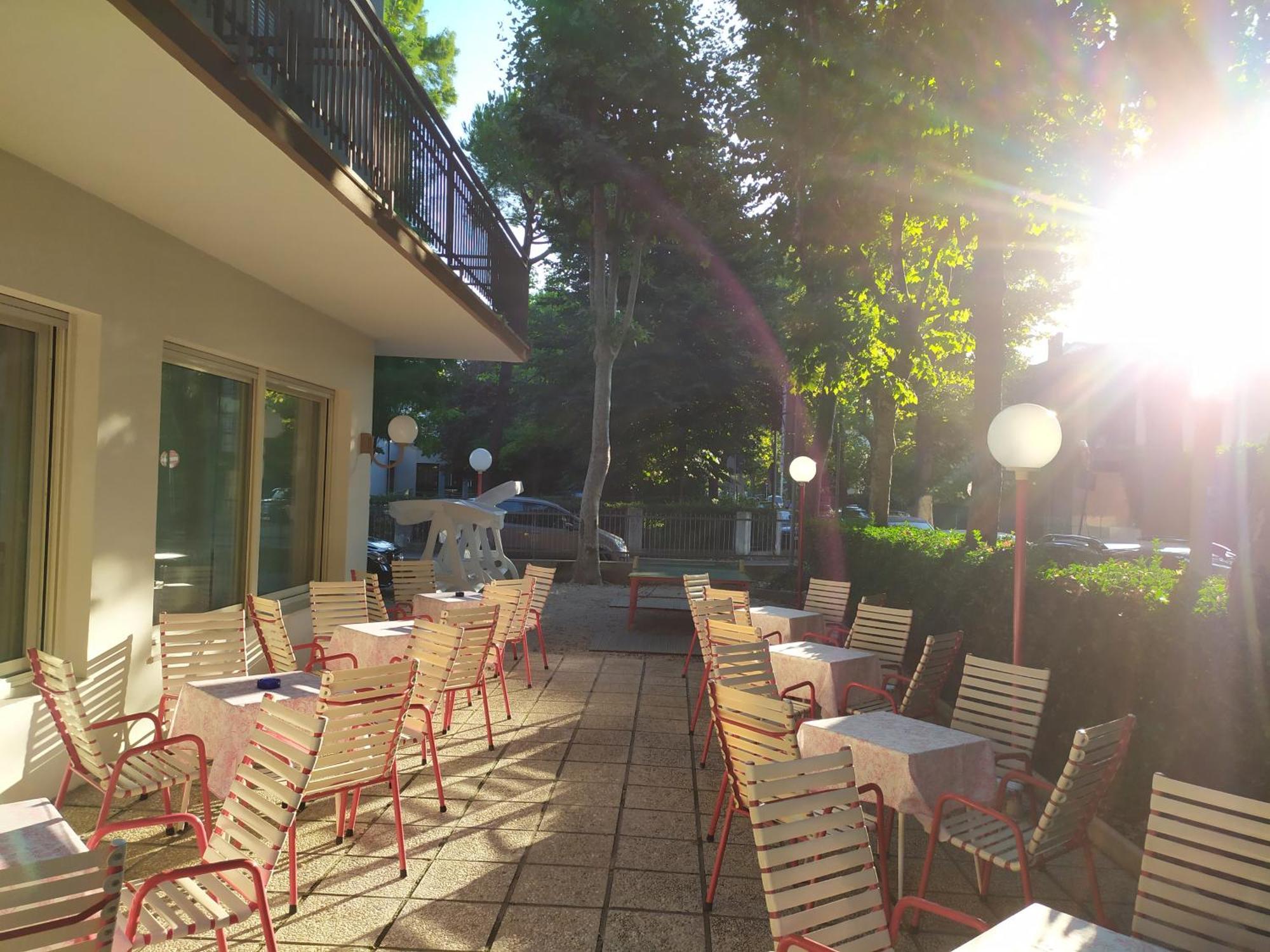 Hotel Irene Riccione Kültér fotó