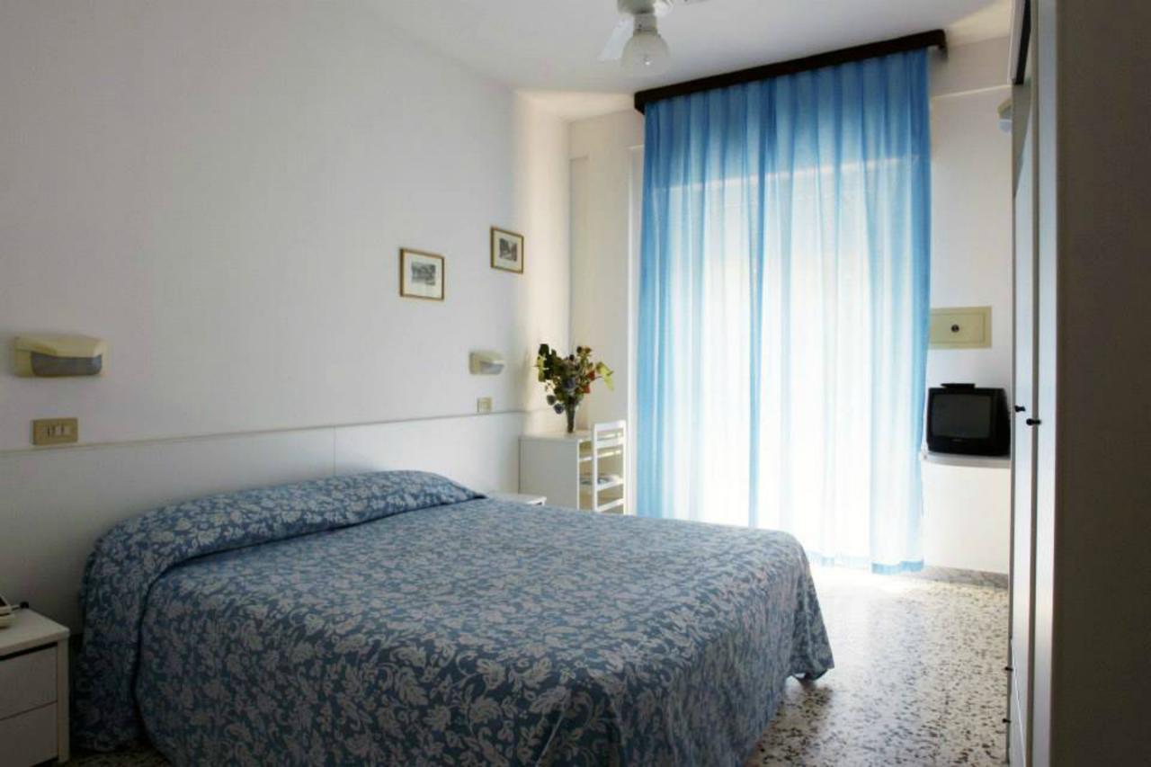 Hotel Irene Riccione Kültér fotó